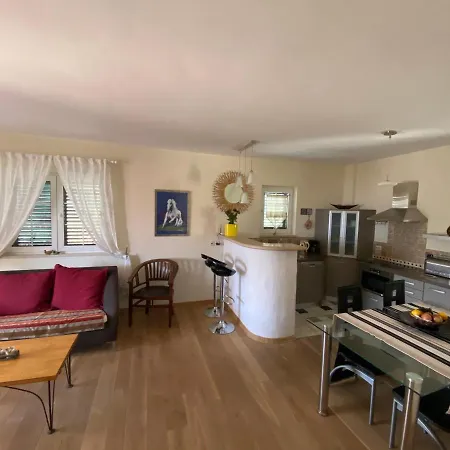 Apartment Serenity Supetar