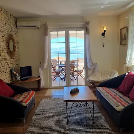 Serenity Apartment Supetar