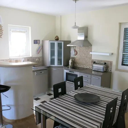 Serenity Apartment Supetar